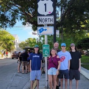 Meet your Posher, Lori